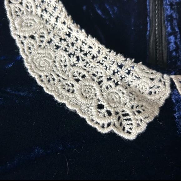 Maya Velvet Dress - Size Medium - Navy with Lace Detail - Picture 4 of 8